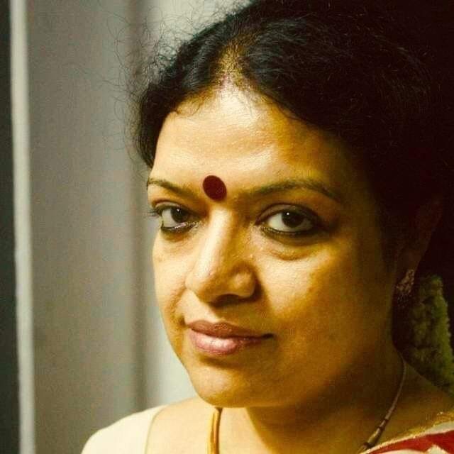 পা র মি তা  চ্যা টা র্জী 